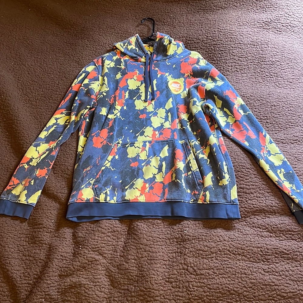 Nike NYC Hoodie Size Large